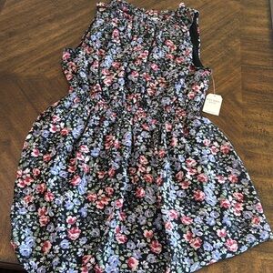 NWT Medium Studio West floral dress